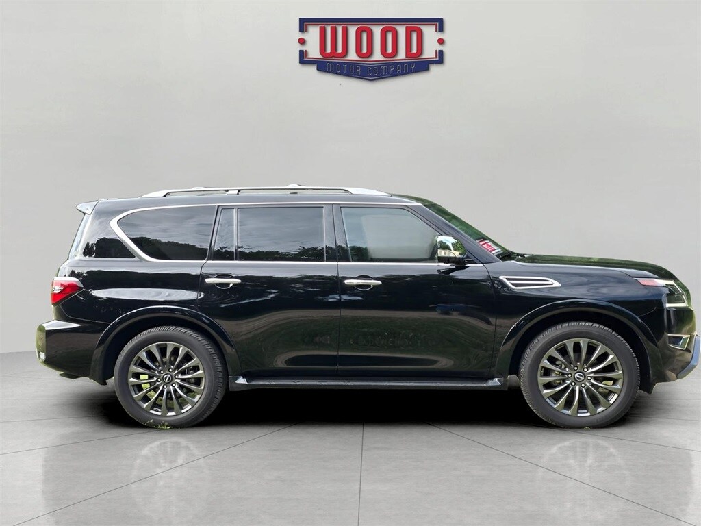 2024 Nissan Armada Platinum photo 2