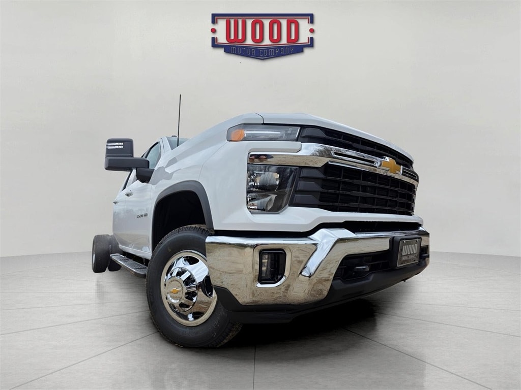 New 2026 Chevrolet Silverado 3500 HD Chassis LT Truck Crew Cab