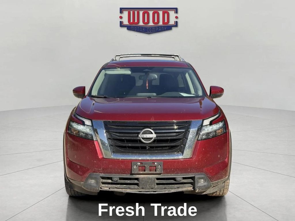 New 2022 Nissan Pathfinder SL SUV