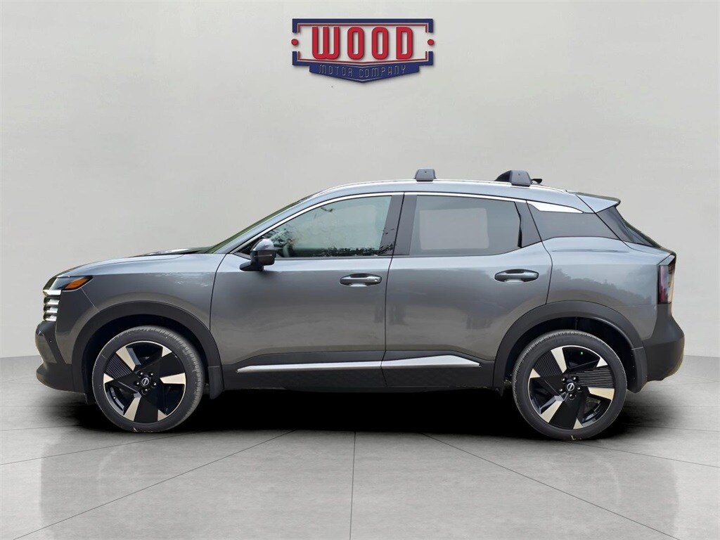 2026 Nissan Kicks SR photo 3