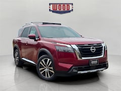 2025 Nissan Pathfinder Platinum SUV