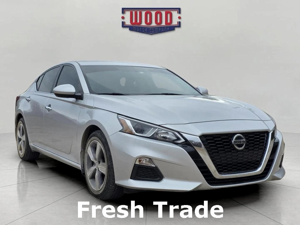 2020 Nissan Altima S's photo