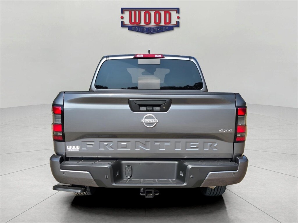 2026 Nissan Frontier SV photo 2