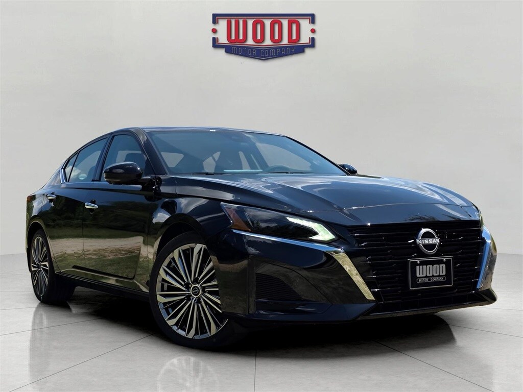 2025 Nissan Altima SL's photo