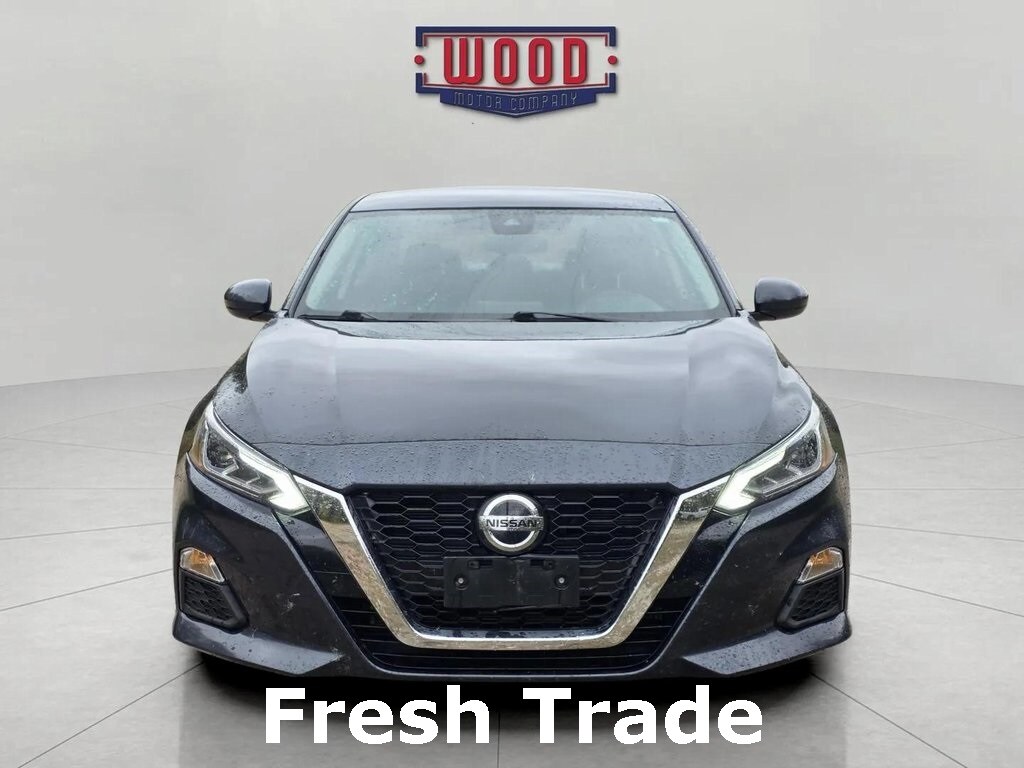 Used 2021 Nissan Altima 2.5 SV Sedan