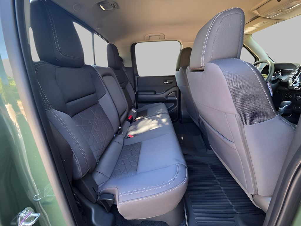 2026 Nissan Frontier SV - Photo 8