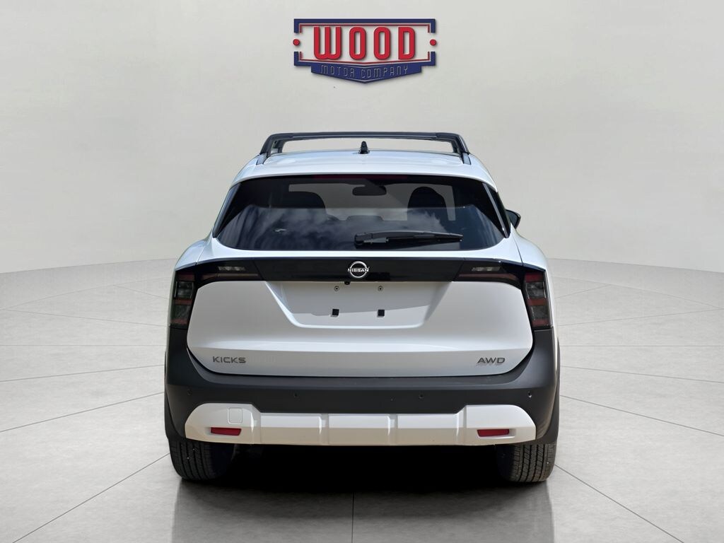 New 2026 Nissan Kicks SV SUV