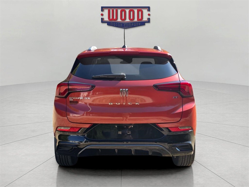 2024 Buick Encore GX Sport Touring photo 3