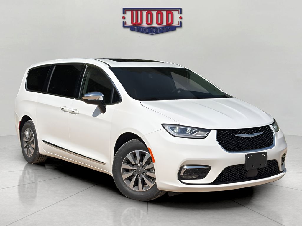 2023 Chrysler Pacifica Hybrid Minivan/Van 