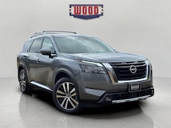 2025 Nissan Pathfinder Platinum SUV