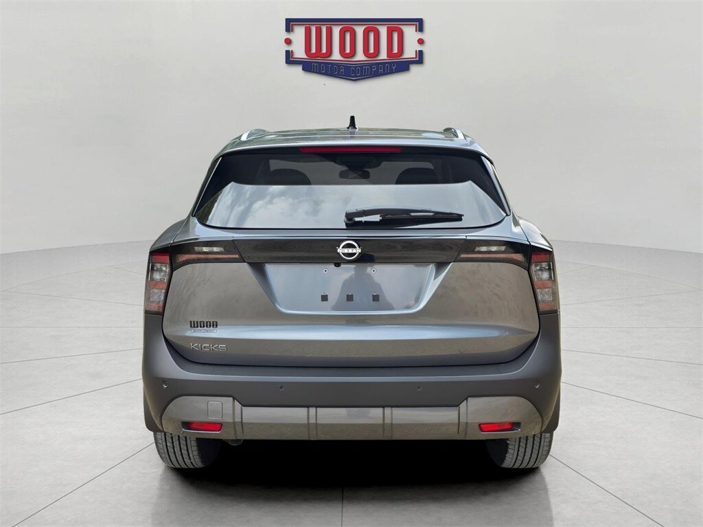 2026 Nissan Kicks SV photo 3