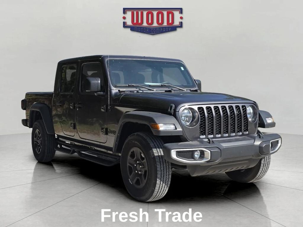 Used 2023 Jeep Gladiator Sport Truck