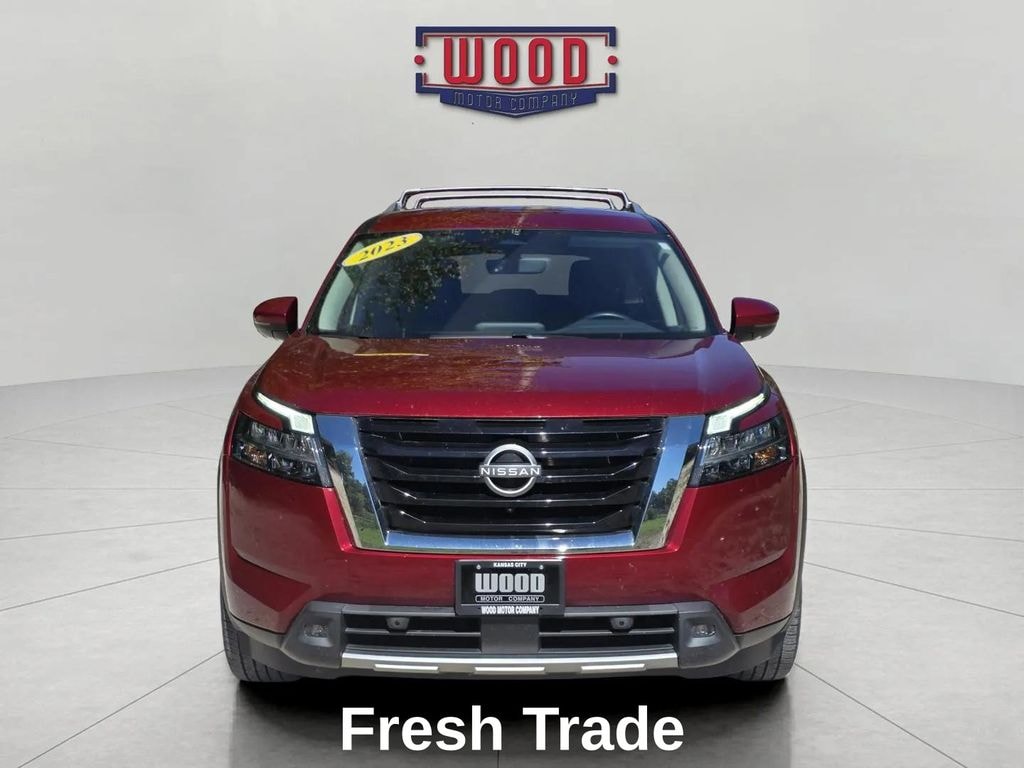 Used 2023 Nissan Pathfinder SL SUV
