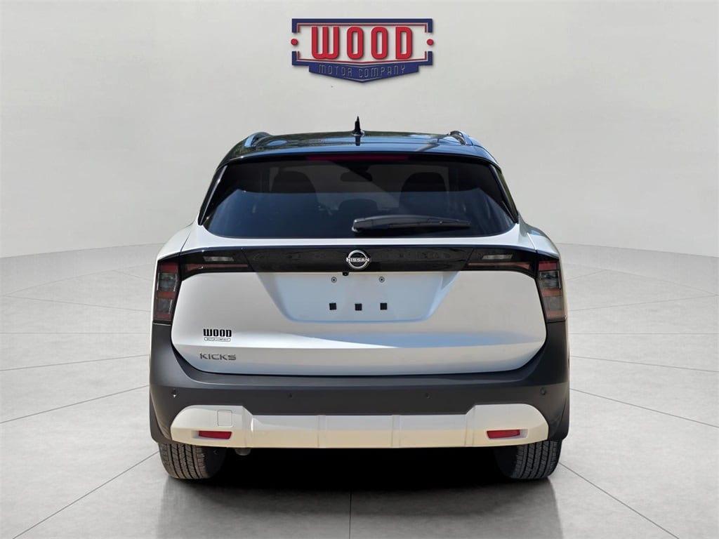 New 2026 Nissan Kicks SV SUV