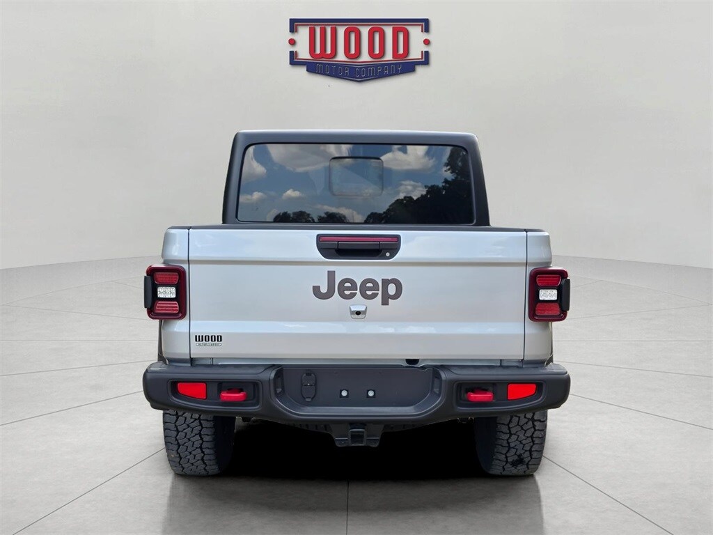 2024 Jeep Gladiator Rubicon photo 3