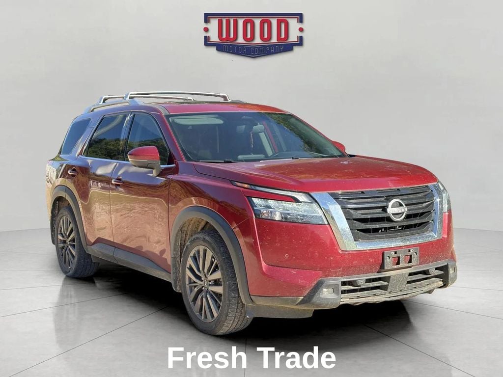 New 2022 Nissan Pathfinder SL SUV