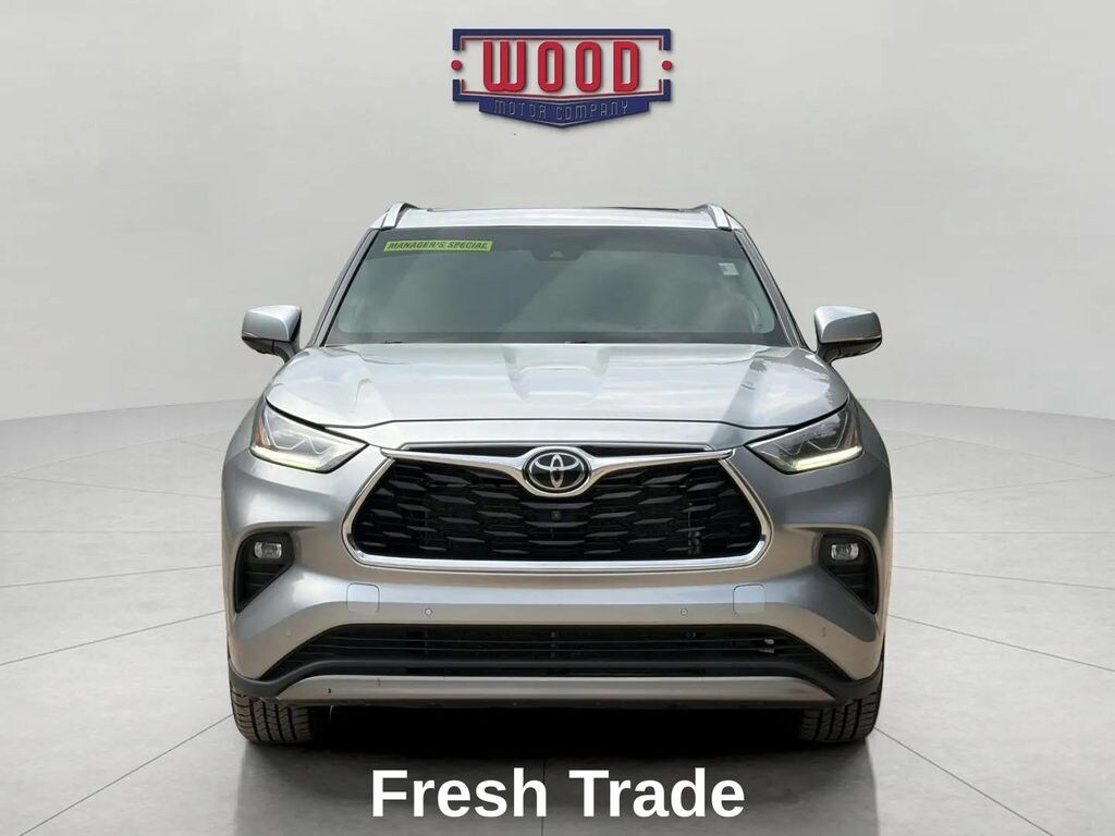 Used 2023 Toyota Highlander Platinum SUV