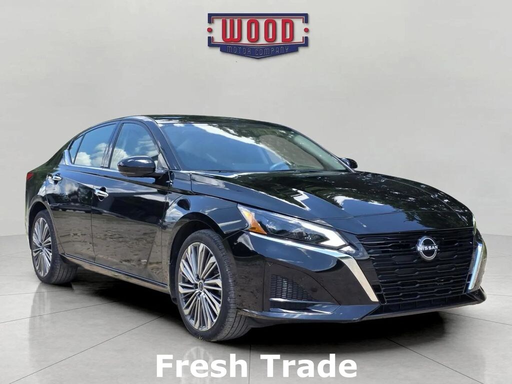 Used 2024 Nissan Altima 2.5 SL Sedan
