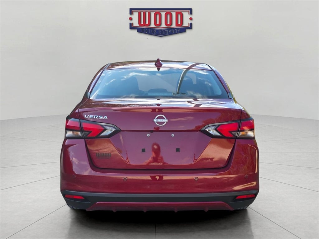 New 2025 Nissan Versa 1.6 SV Sedan