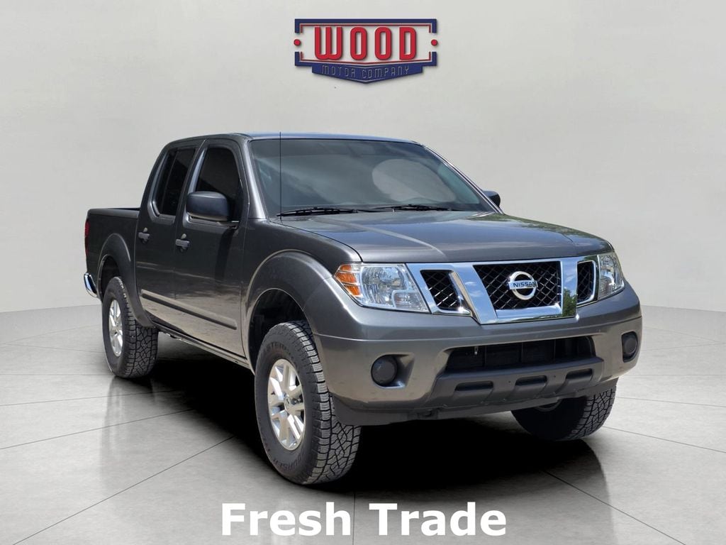 2020 Nissan Frontier SV Crew Cab 4X4 SWB's photo