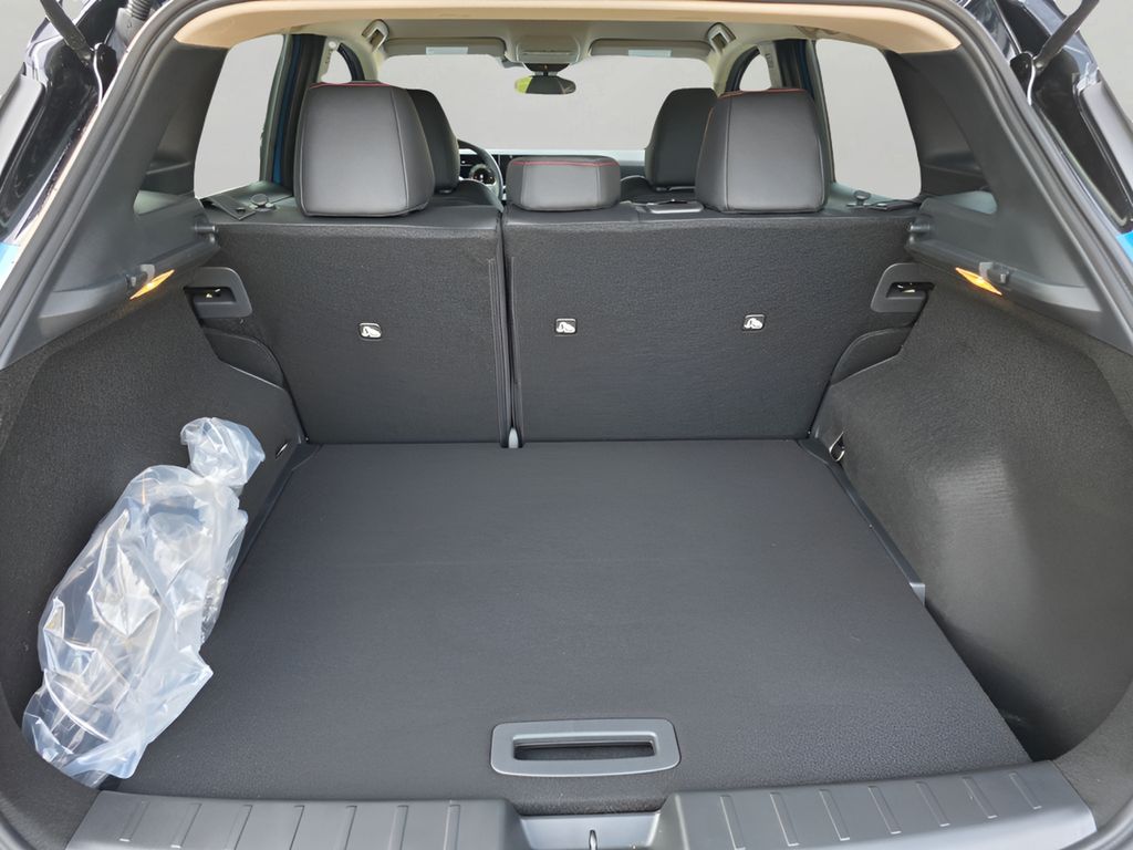 2026 Nissan KICKS SR - Photo 7