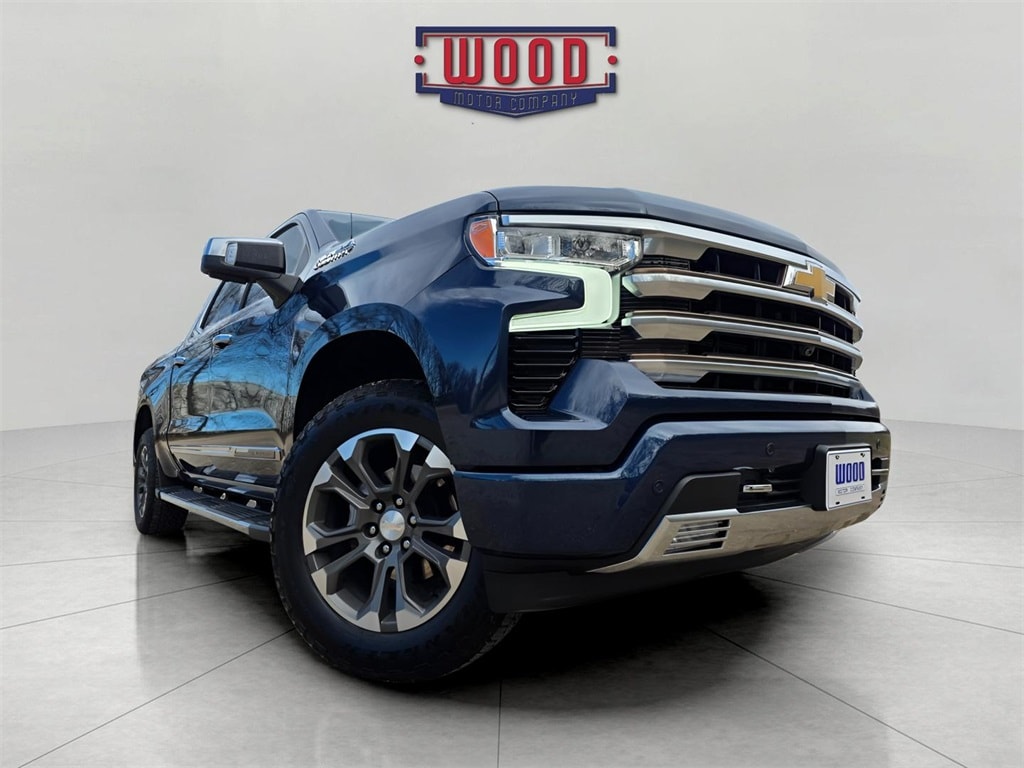 2022 Chevrolet Silverado High Country's photo