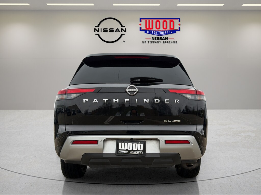 Used 2025 Nissan Pathfinder SL SUV