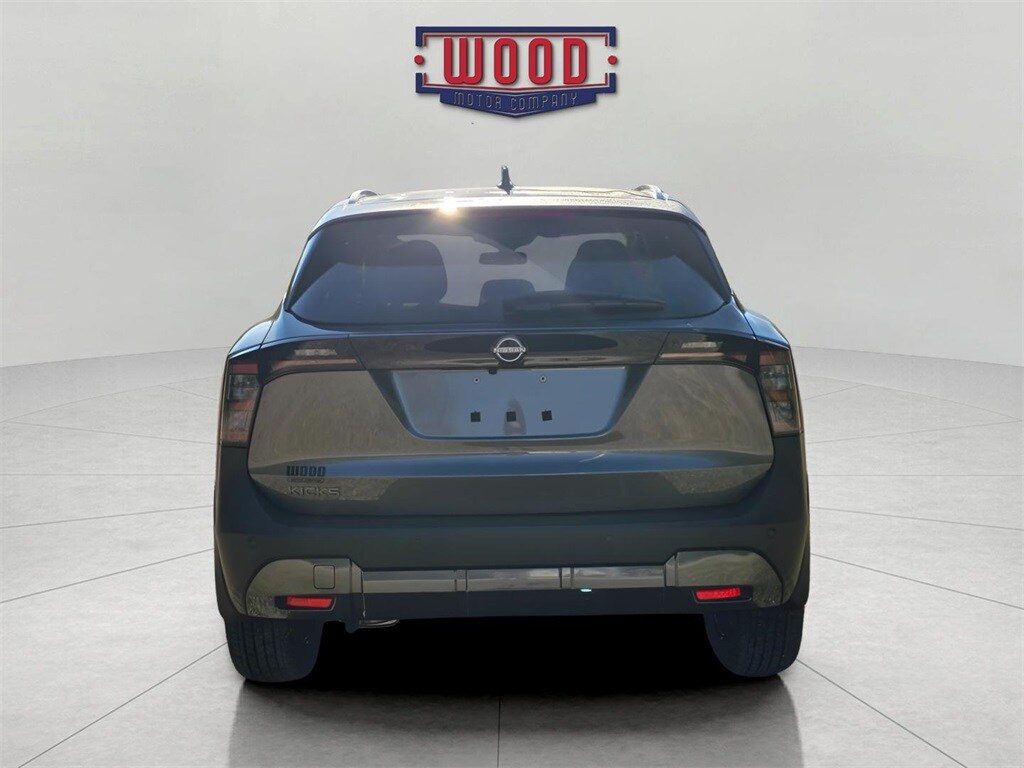 New 2026 Nissan Kicks SV SUV