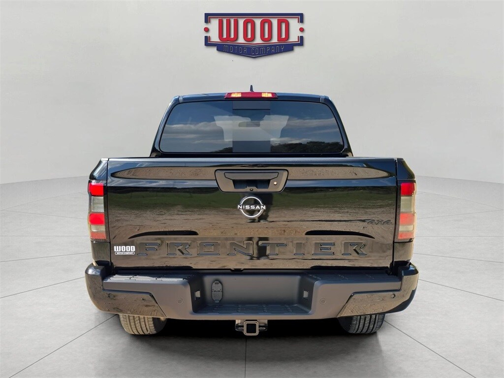 2026 Nissan Frontier SV photo 2