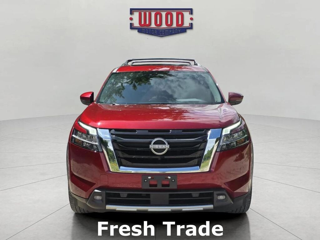 Used 2024 Nissan Pathfinder Platinum SUV