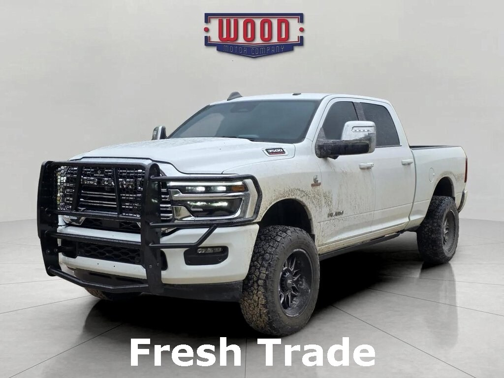 2025 Ram 3500 Laramie photo 3