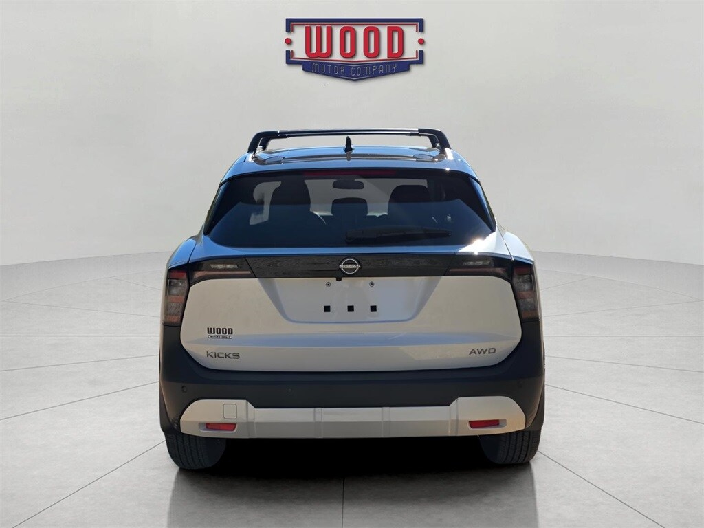 New 2026 Nissan Kicks SV SUV