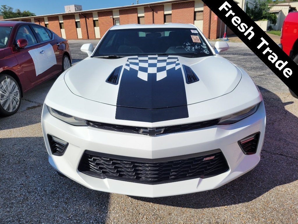 Used 2016 Chevrolet Camaro 1SS with VIN 1G1FE1R77G0170988 for sale in Harrison, AR