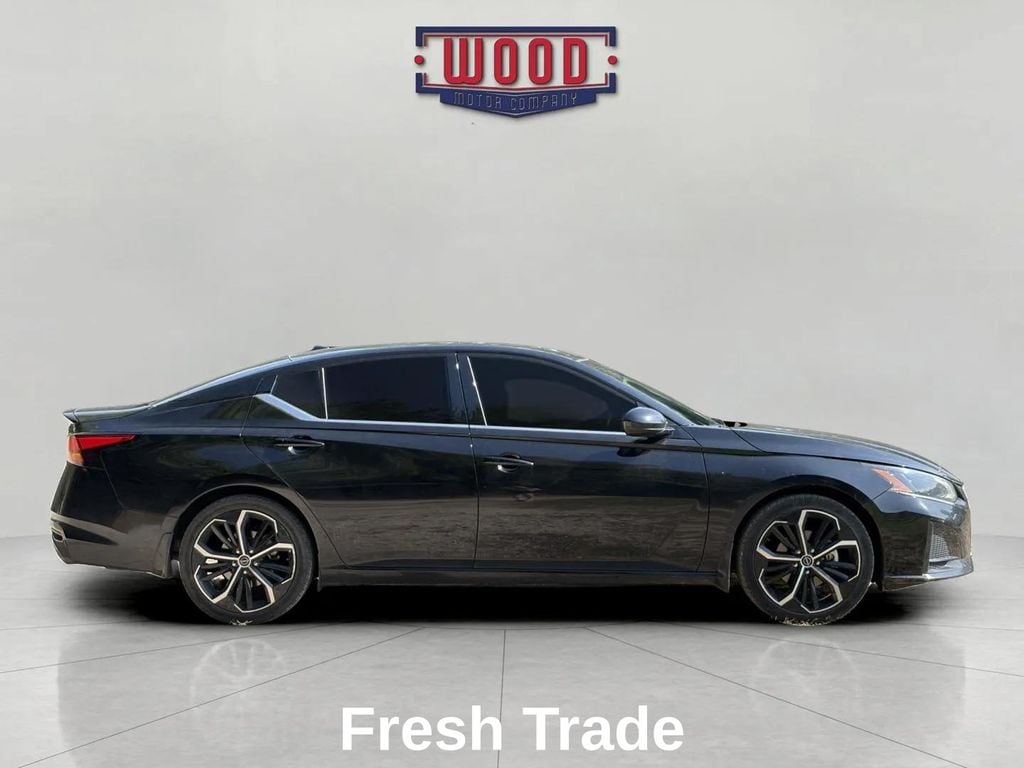 Used 2023 Nissan Altima SR with VIN 1N4BL4CV7PN322961 for sale in Harrison, AR