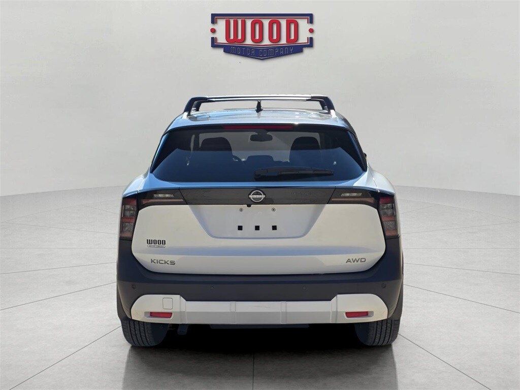 New 2026 Nissan Kicks SV SUV