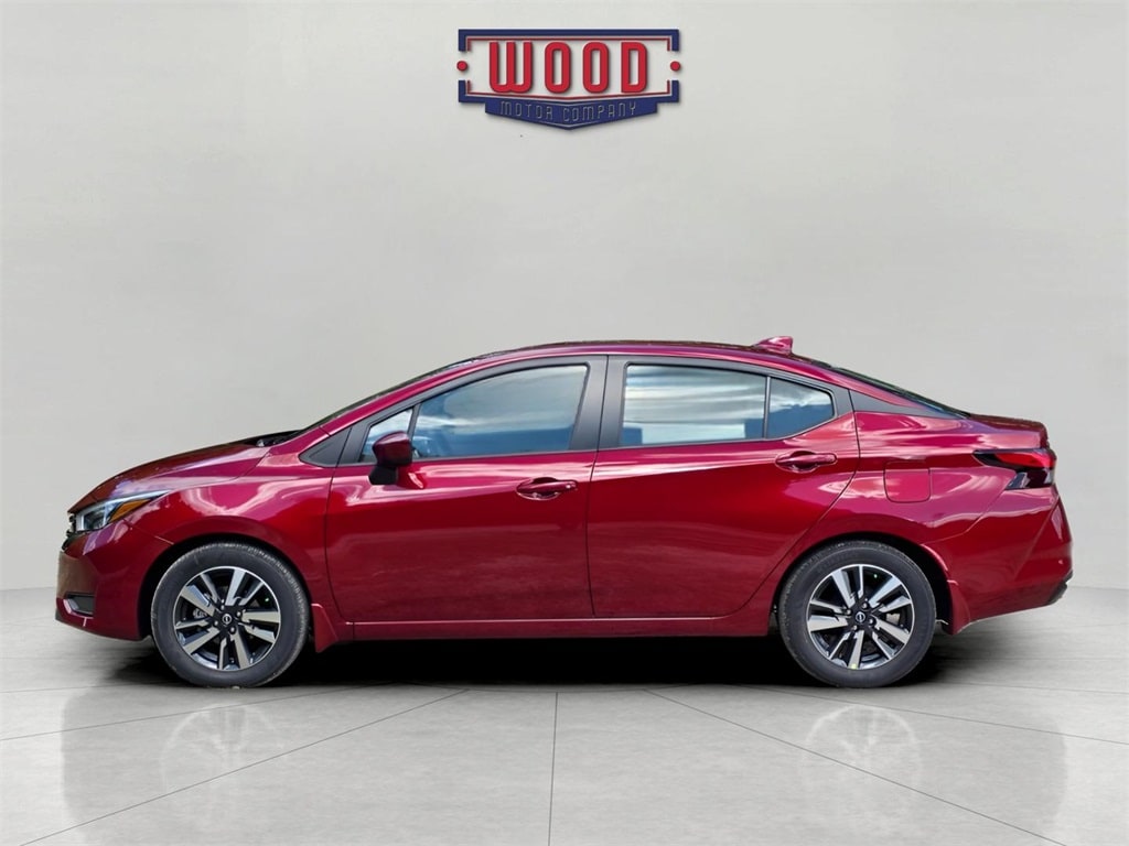 New 2025 Nissan Versa 1.6 SV Sedan