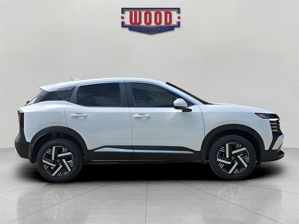 2025 Nissan Kicks SV photo 2
