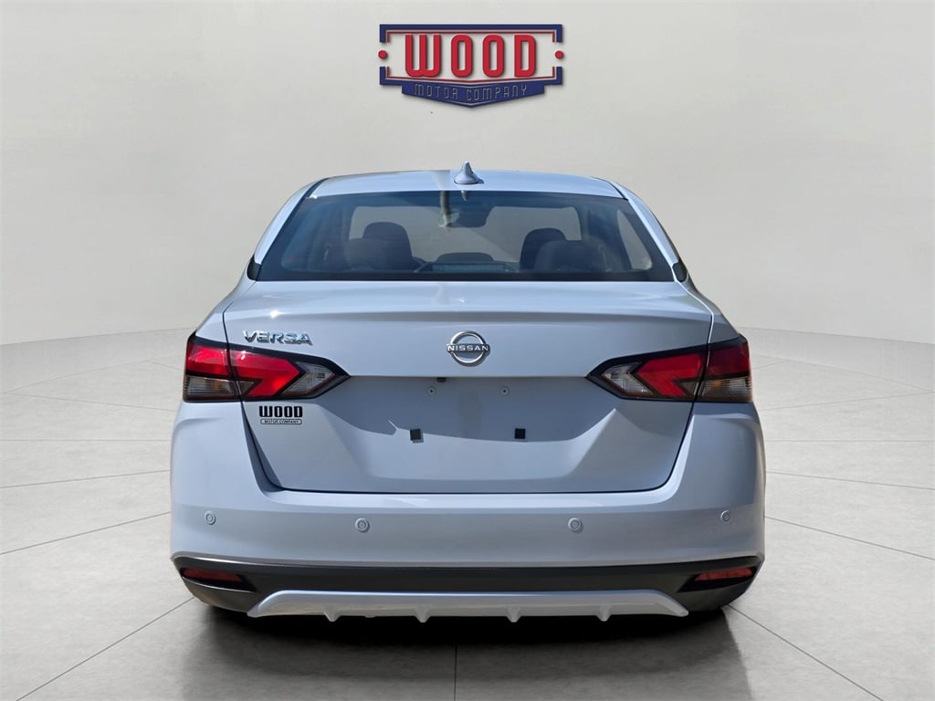 New 2025 Nissan Versa 1.6 SV Sedan