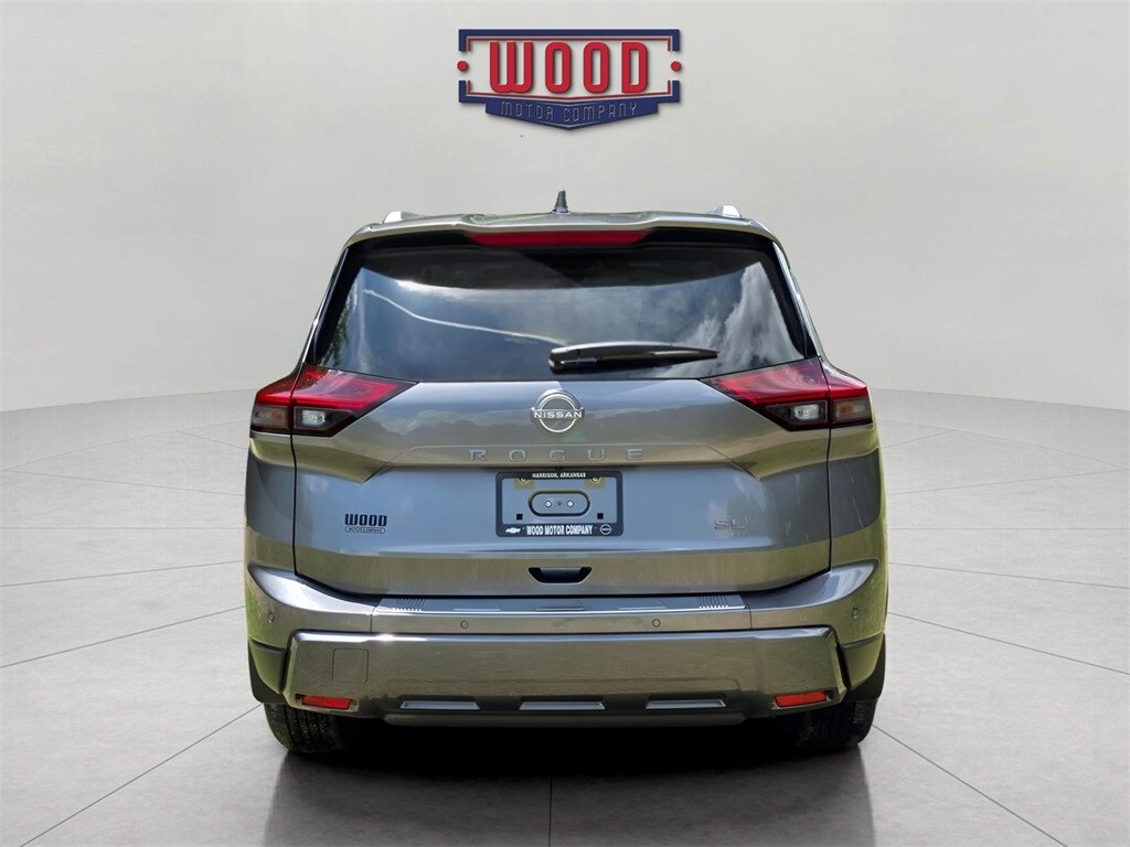 2025 Nissan Rogue SL photo 3