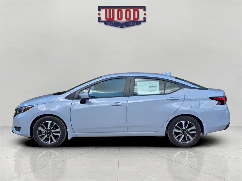 2025 Nissan Versa 1.6 SV photo 4