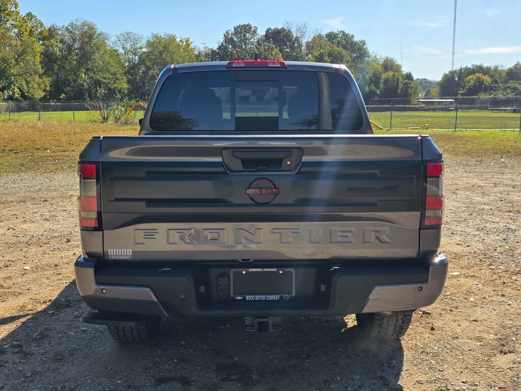 2026 Nissan Frontier PRO-4X photo 2