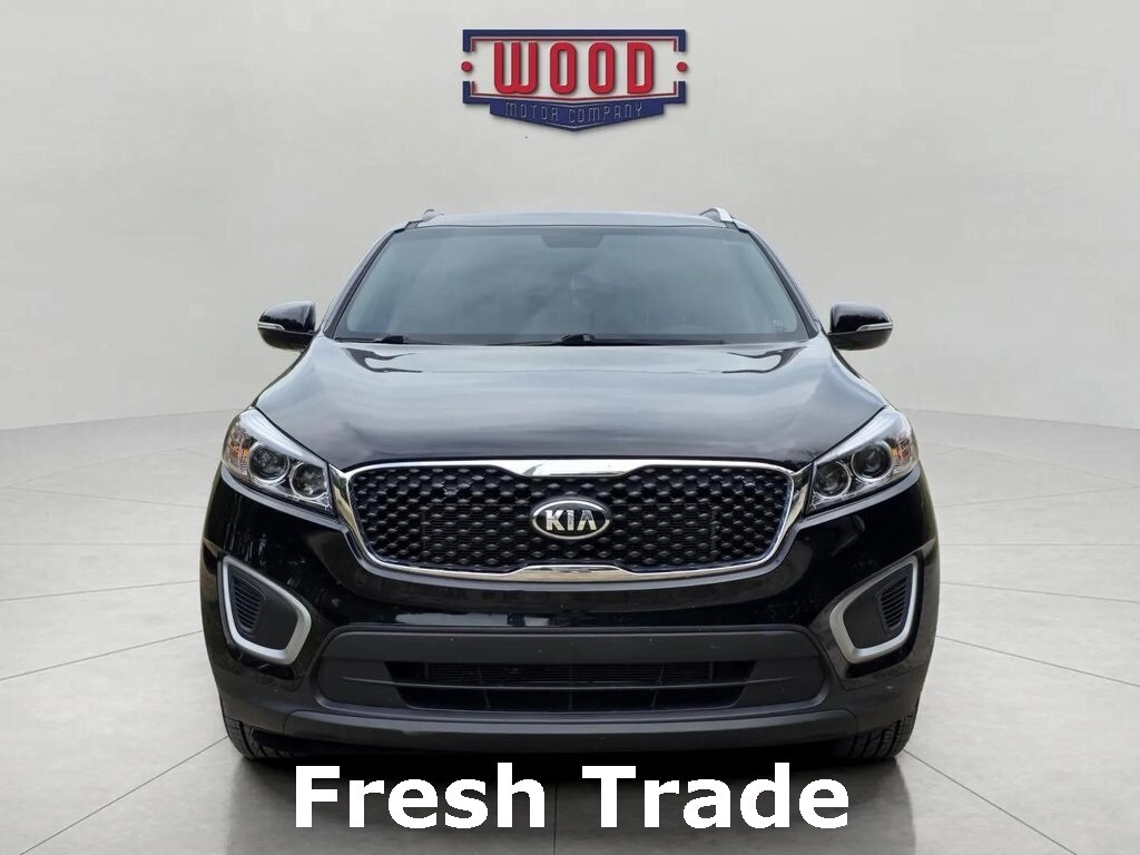 2018 Kia Sorento LX photo 2
