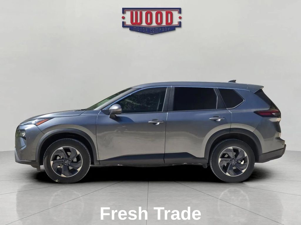 Used 2024 Nissan Rogue SV SUV