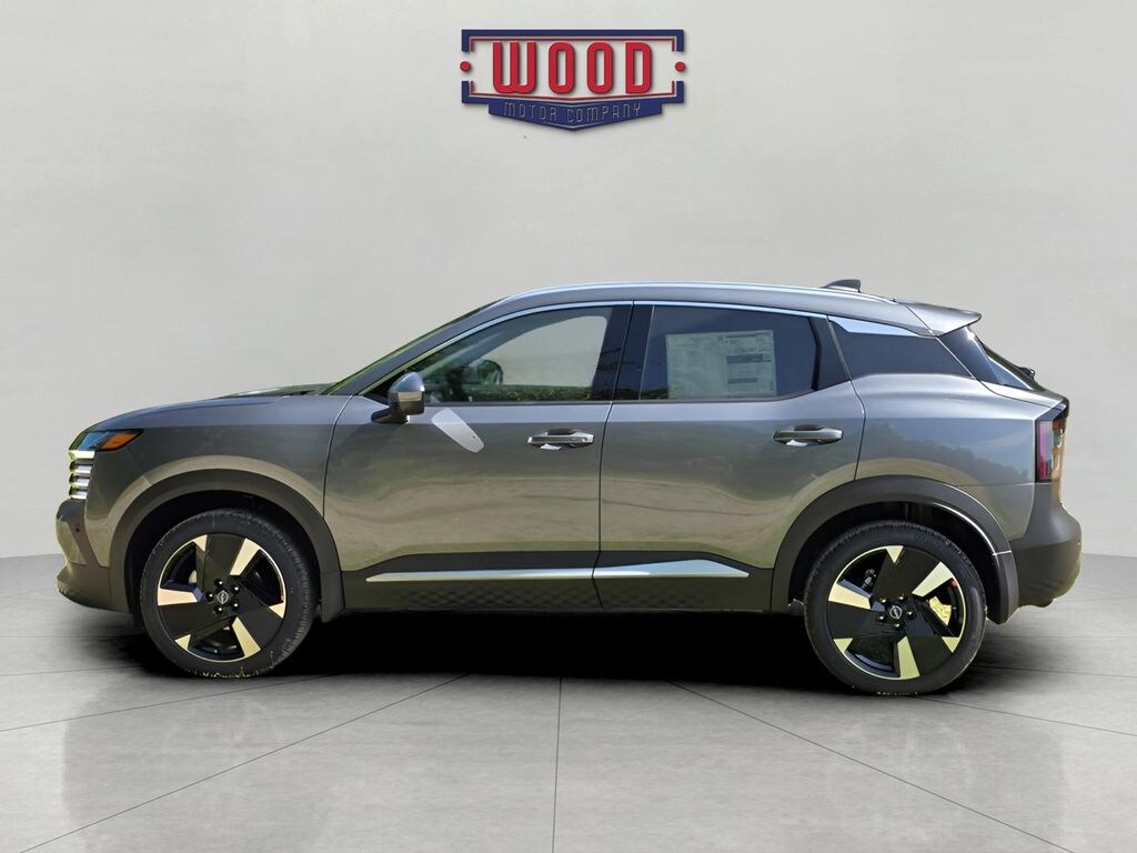 Used 2025 Nissan Kicks SR SUV