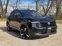 2026 Nissan Kicks SR SUV