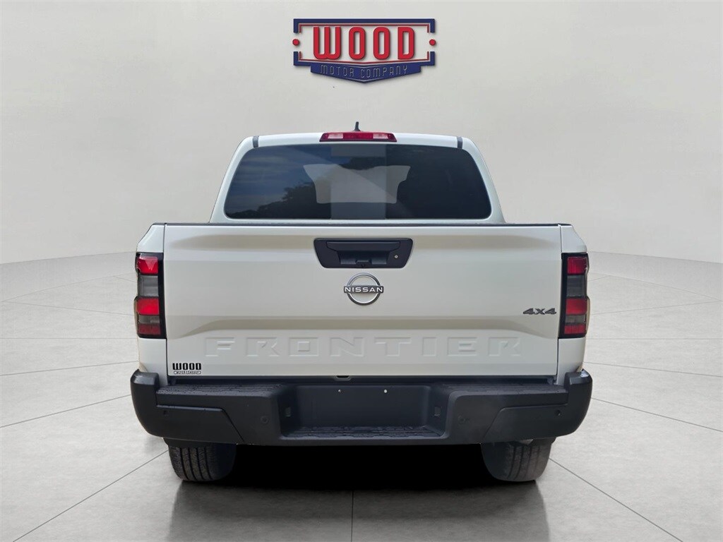 2026 Nissan Frontier S photo 3