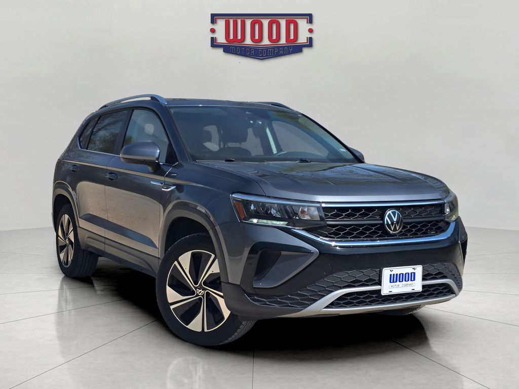 2024 Volkswagen Taos SE