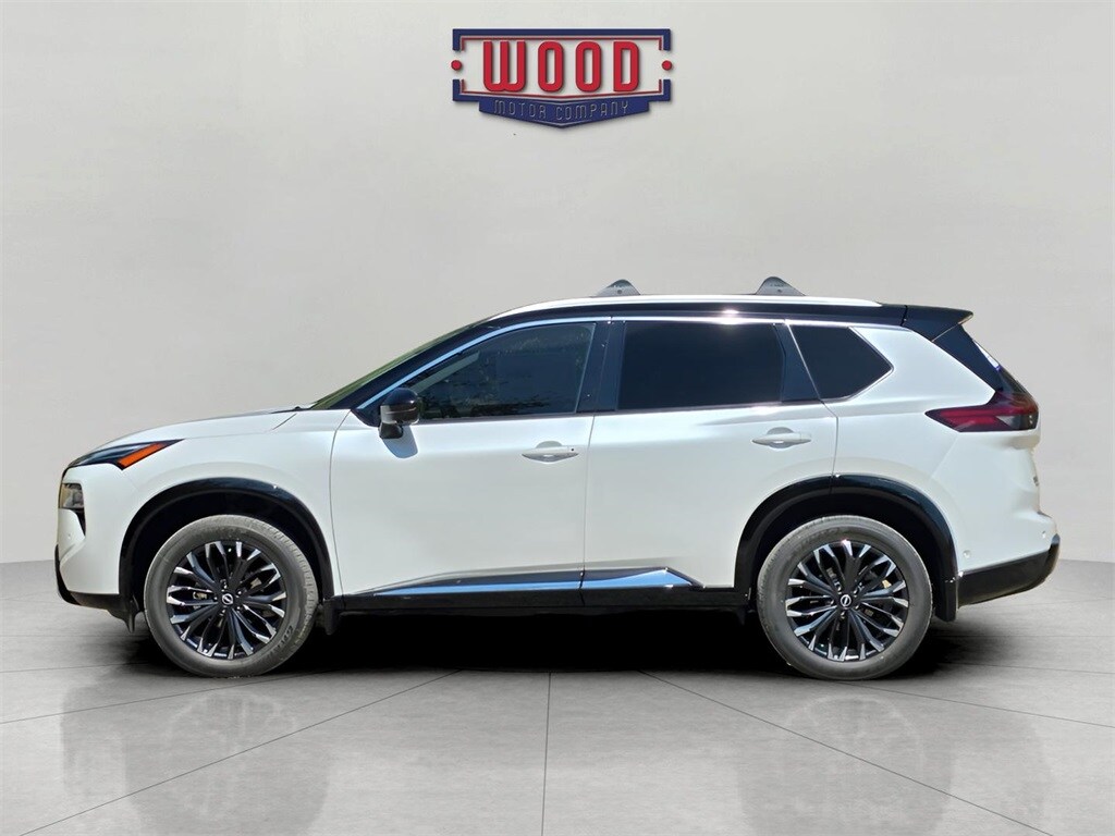 2026 Nissan Rogue Platinum photo 4