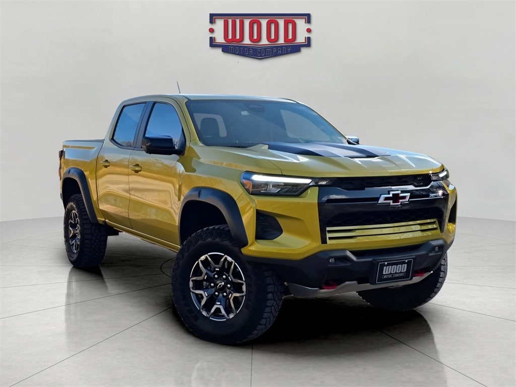 2024 Chevrolet Colorado ZR2's photo