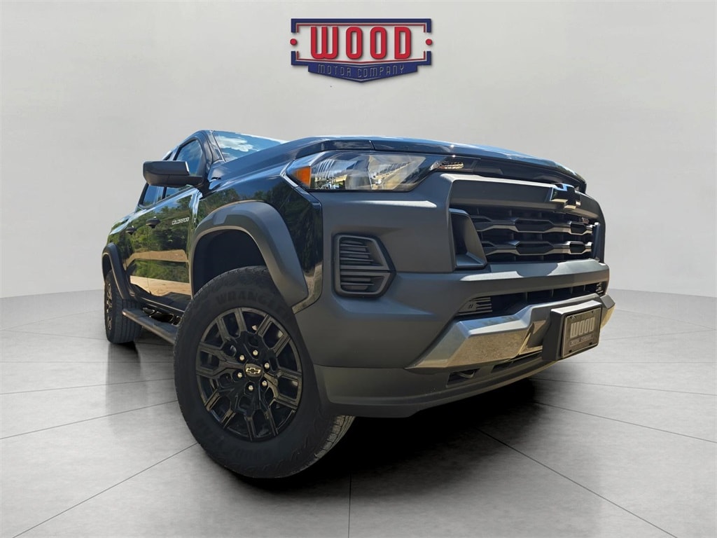 Used 2024 Chevrolet Colorado Trail Boss Truck